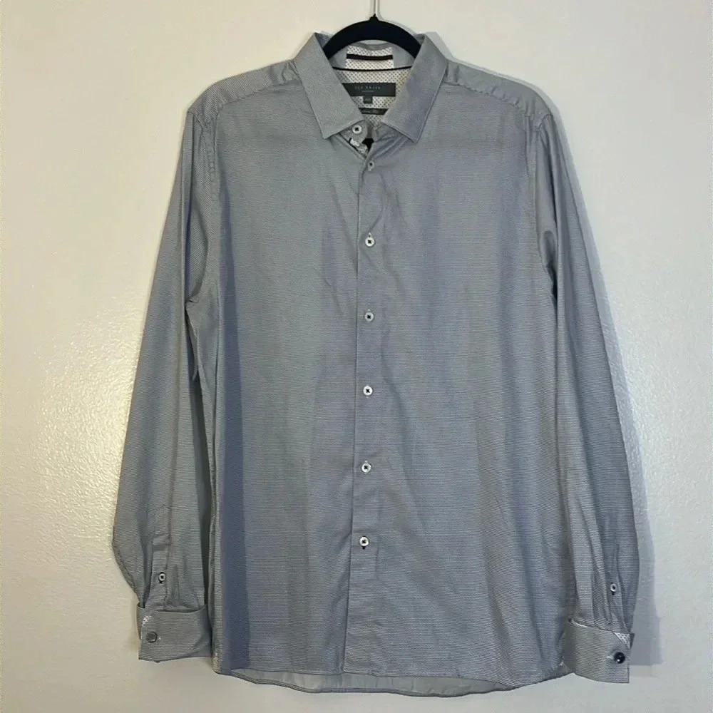 Ted Baker London | Modern Fit long sleeve button down shirt Men’s size 16.5” XL